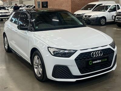 AUDI A1 A1 SPORTBACK 30 TFSI S TRONIC