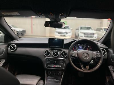 2017 MERCEDES-BENZ A 200 STYLE A/T