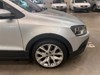 2014 VOLKSWAGEN POLO CROSS 1.2 TSI