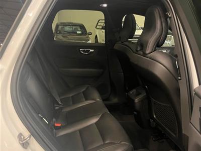 2021 VOLVO XC60 D4 MOMENTUM GEARTRONIC AWD