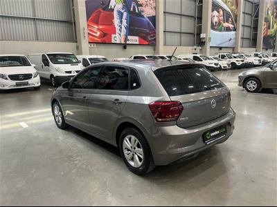VOLKSWAGEN POLO PLAYA / POLO POLO 1.0 TSI COMFORTLINE DSG