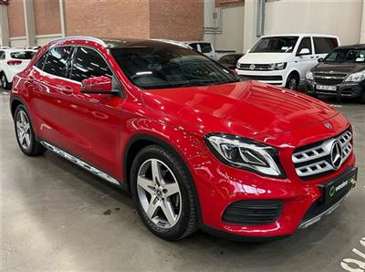 MERCEDES-BENZ GLA GLA 200 A/T