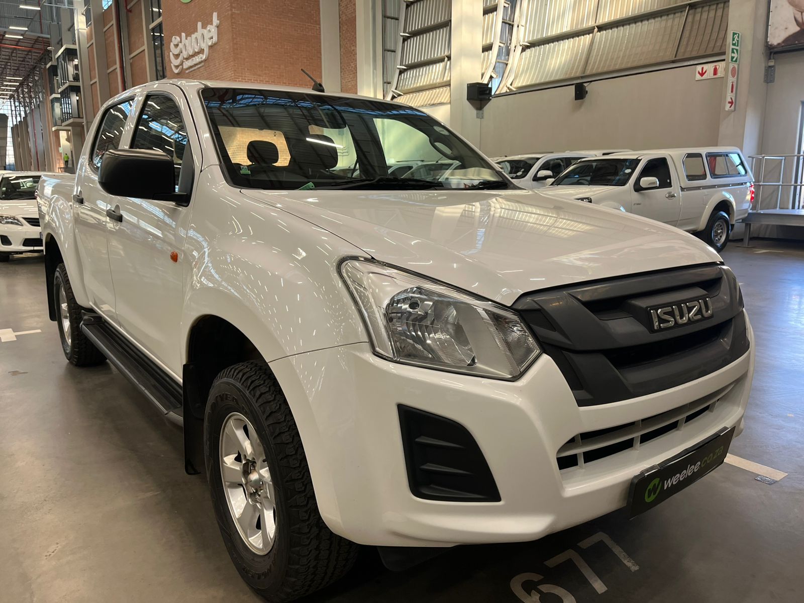 ISUZU D-MAX D-MAX 250 HO HI-RIDE A/T D/C P/U