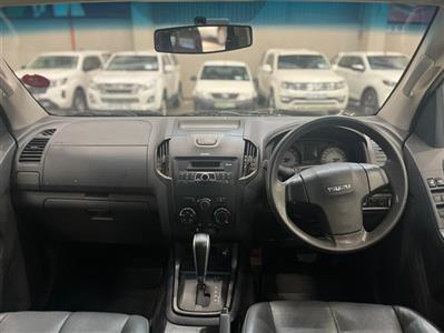 2021 ISUZU D-MAX 250 HO HI-RIDE A/T D/C P/U