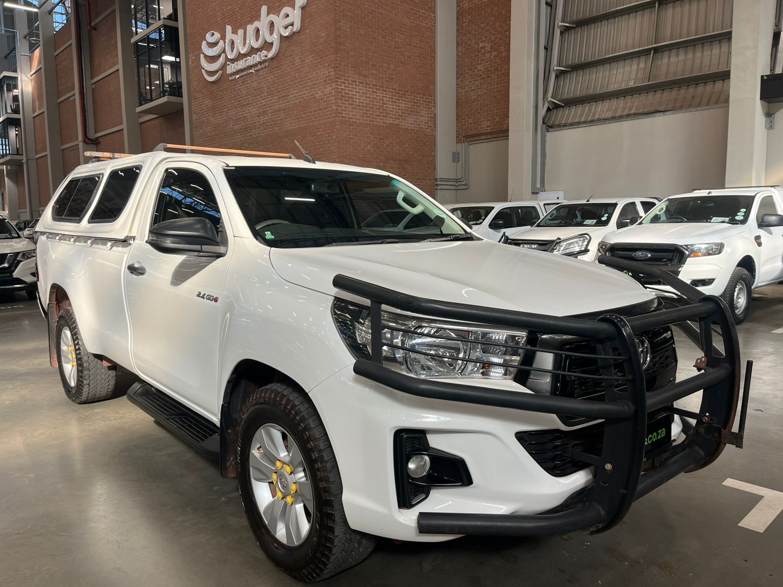 TOYOTA HILUX 2016 ON HILUX 2.4 GD-6 RB SRX P/U S/C