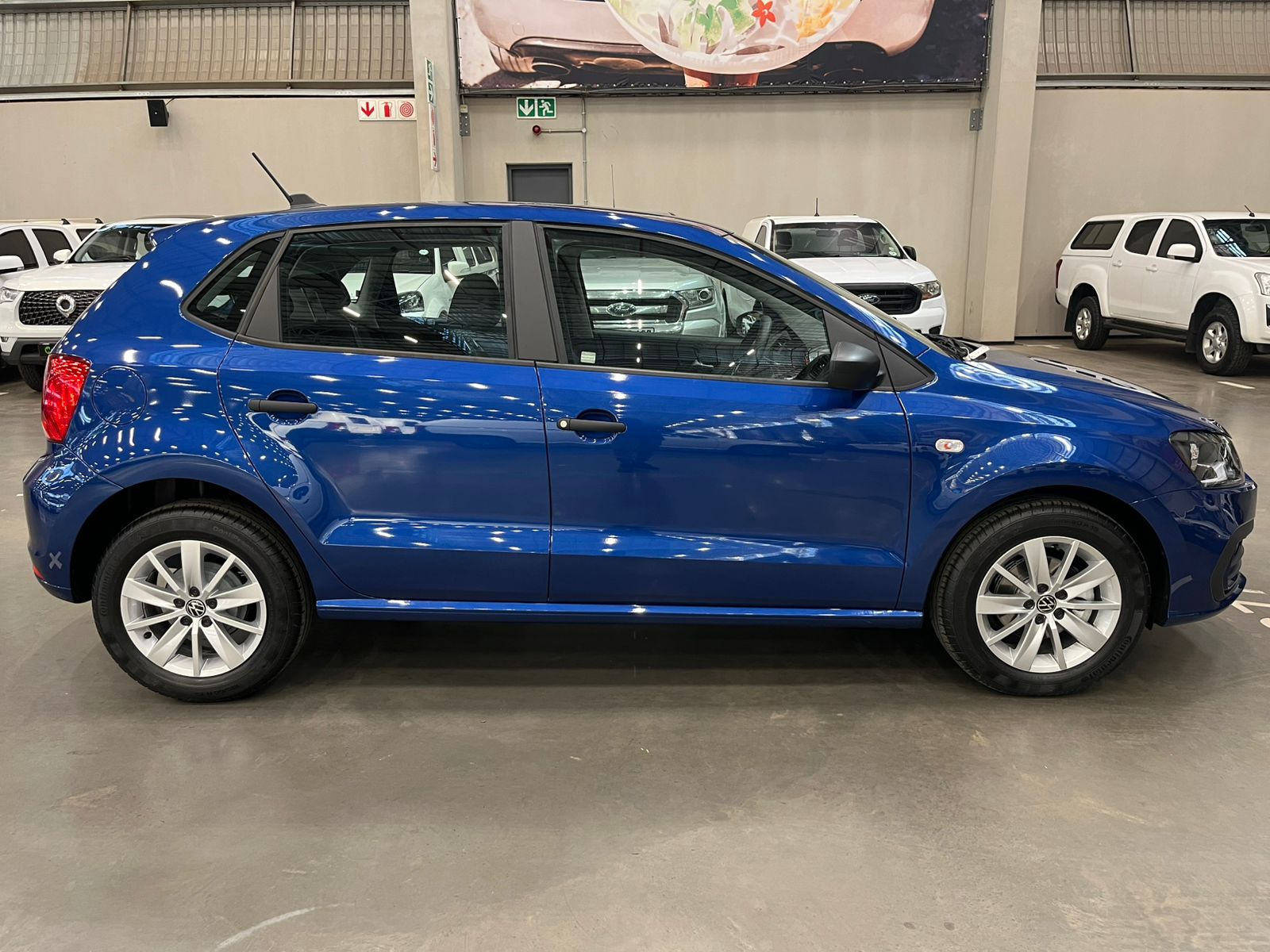 VOLKSWAGEN POLO VIVO POLO VIVO 1.4 (5DR)