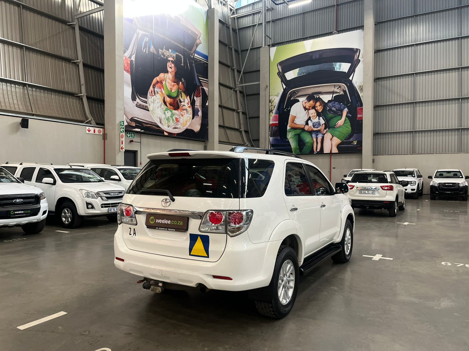 TOYOTA FORTUNER FORTUNER 2.5D-4D RB