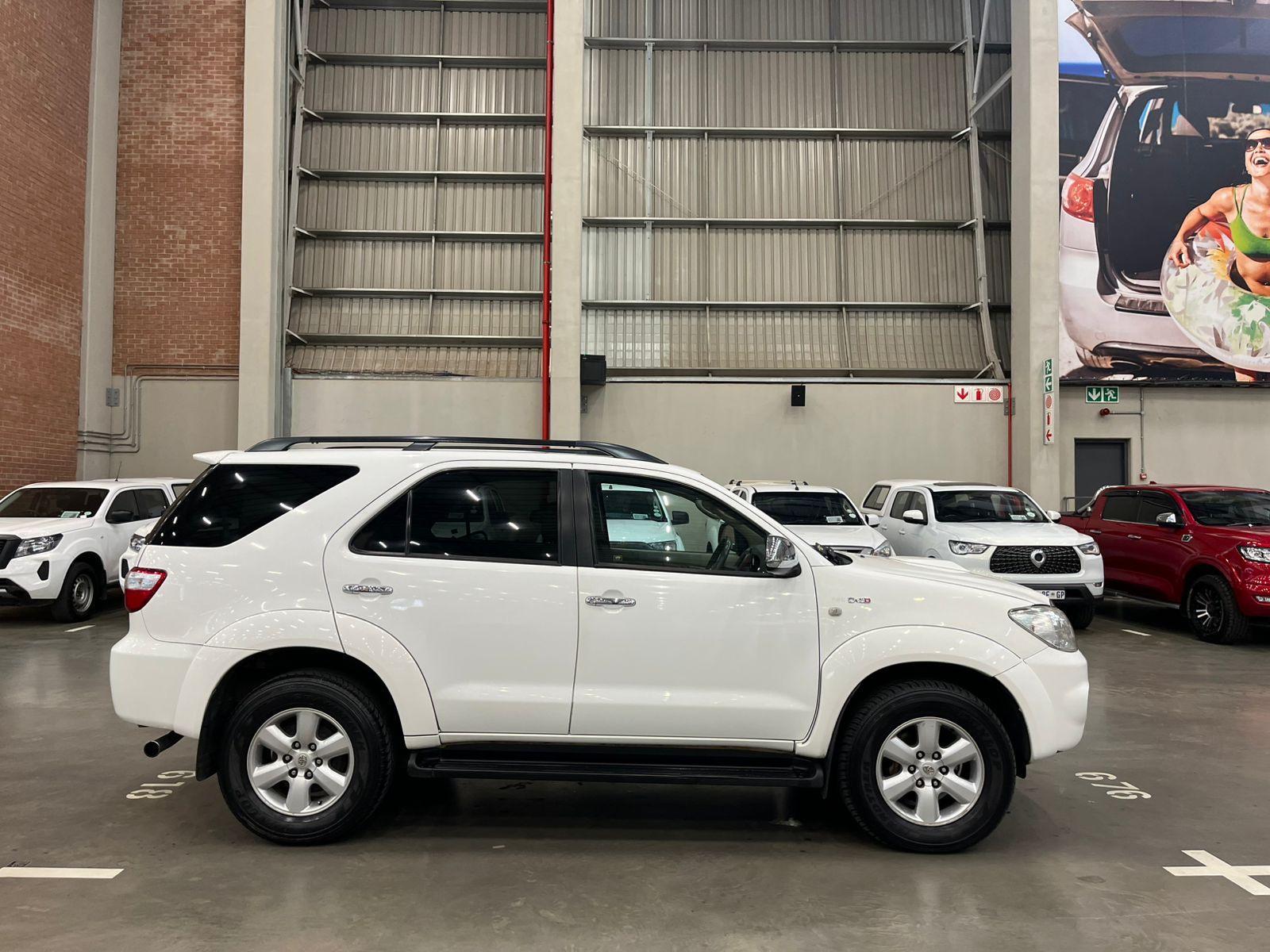 TOYOTA FORTUNER FORTUNER 3.0D-4D R/B 4X4