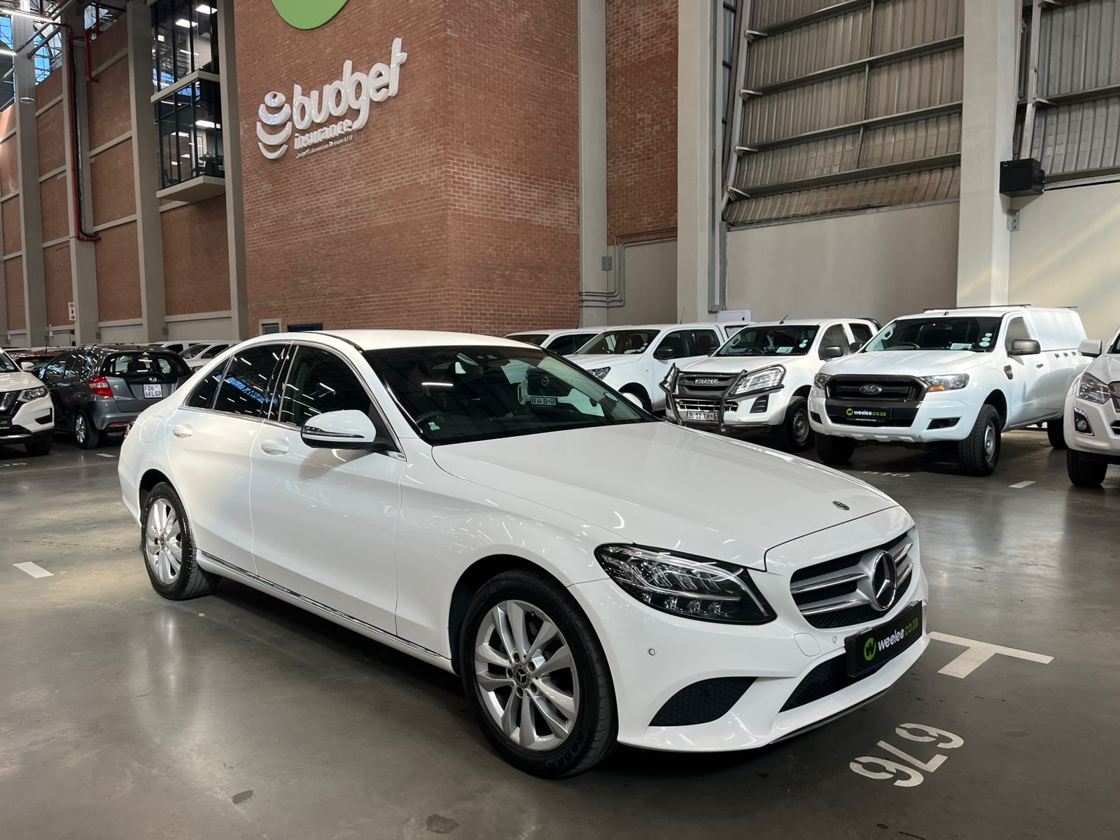MERCEDES-BENZ C CLASS (2014) C180 A/T