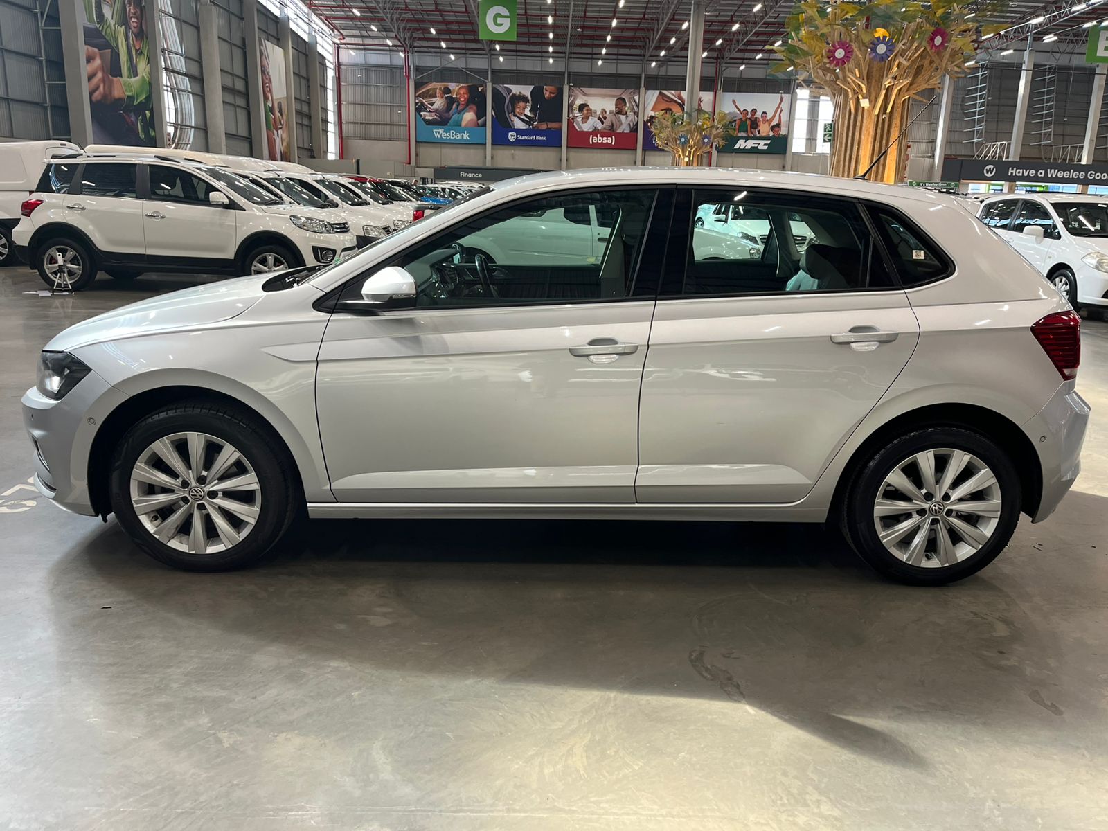 VOLKSWAGEN POLO PLAYA / POLO POLO 1.0 TSI HIGHLINE DSG (85KW)