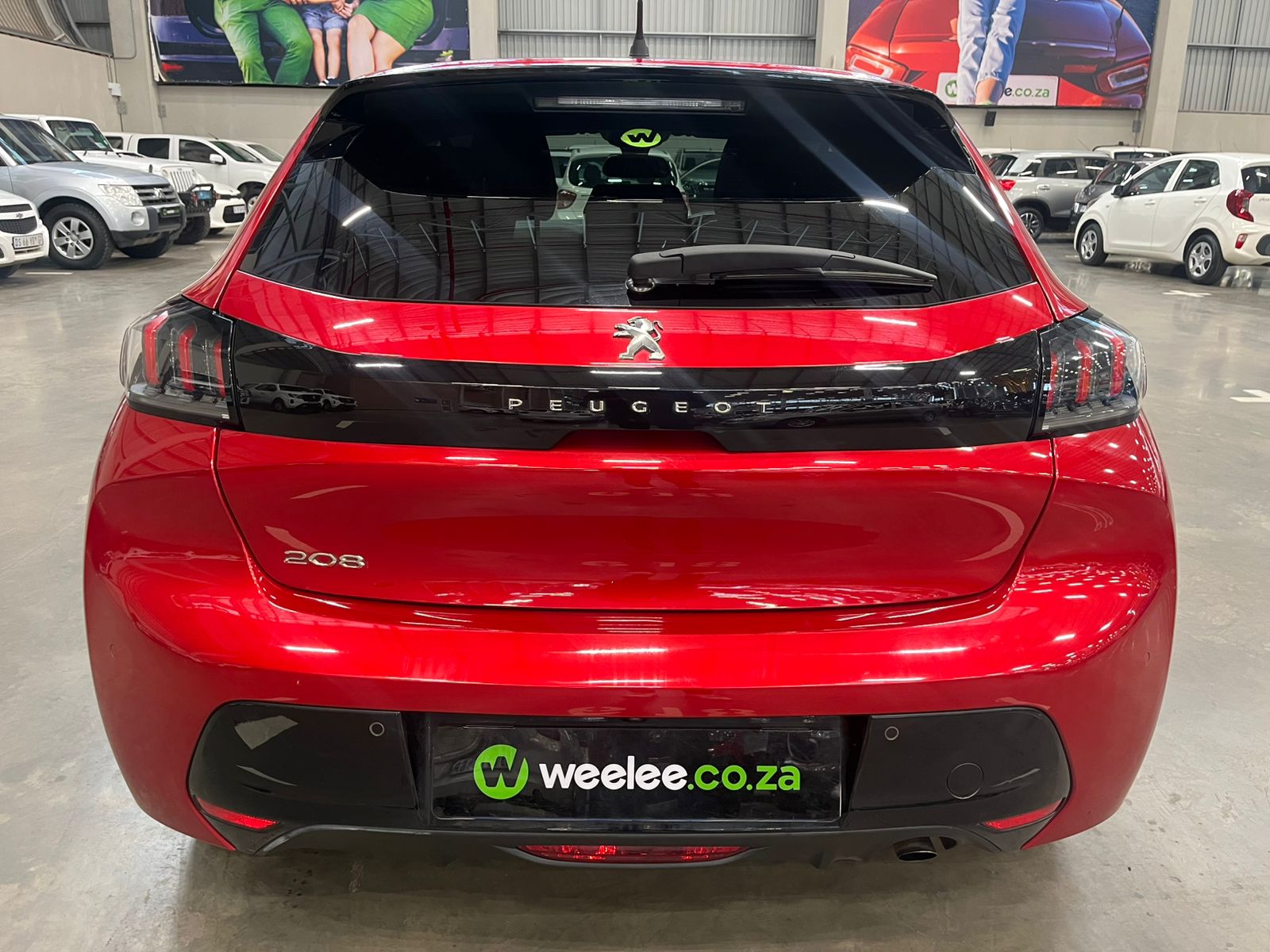 PEUGEOT 208 208 1.2T ALLURE