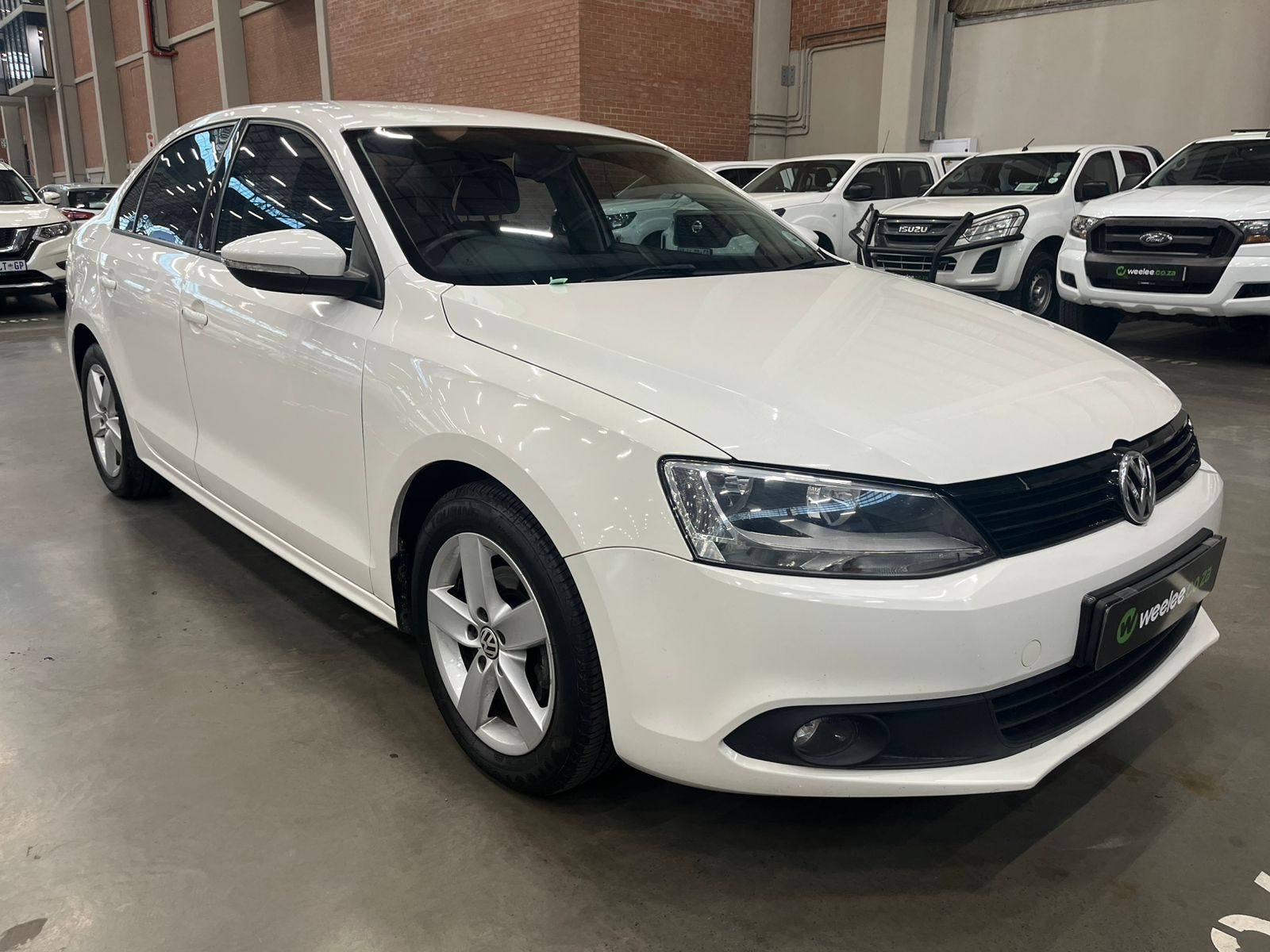 VOLKSWAGEN JETTA 4 / 5 / 6 JETTA VI 1.2 TSi TRENDLINE