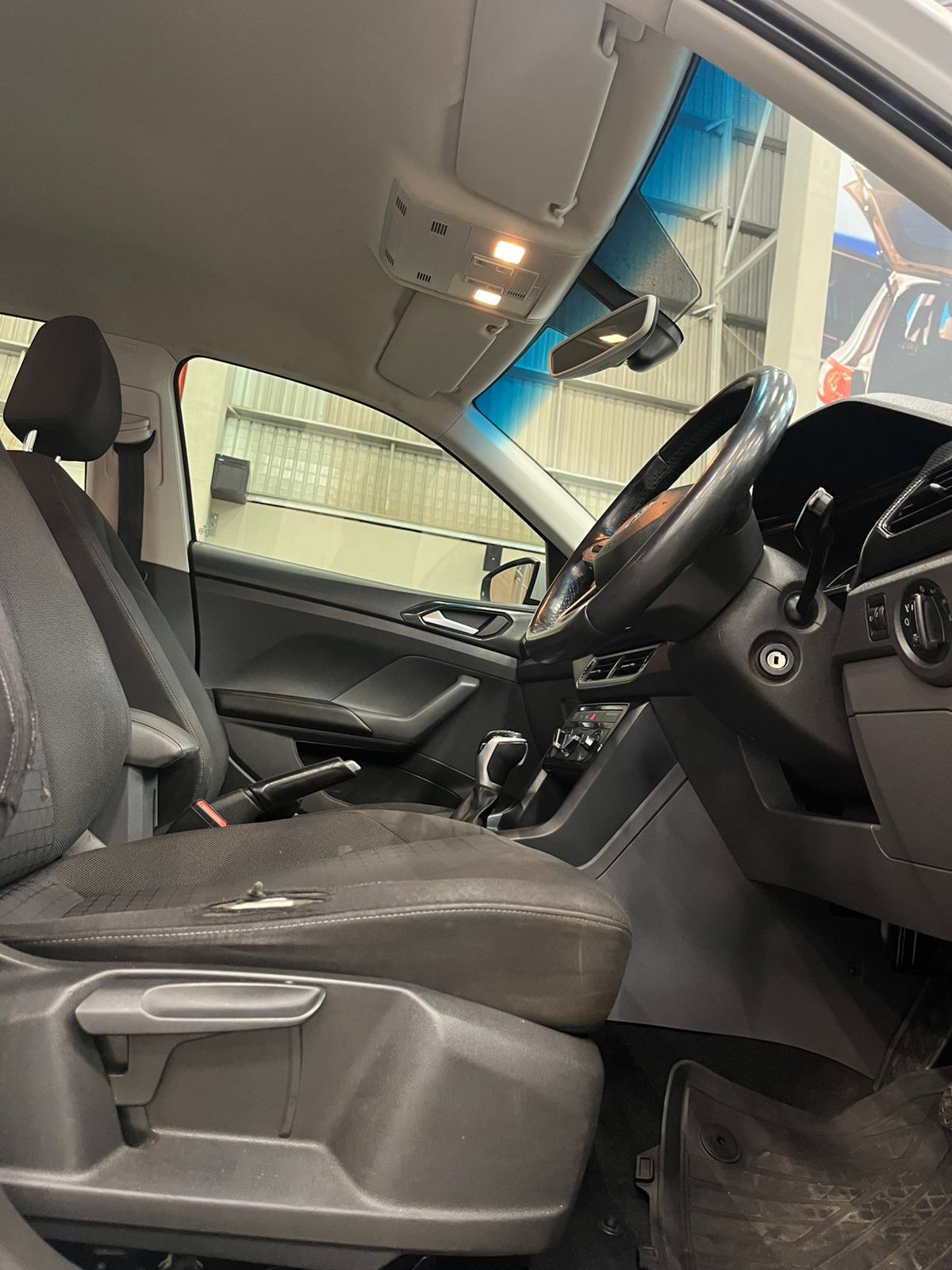 VOLKSWAGEN T-CROSS T-CROSS 1.0 TSI COMFORTLINE DSG