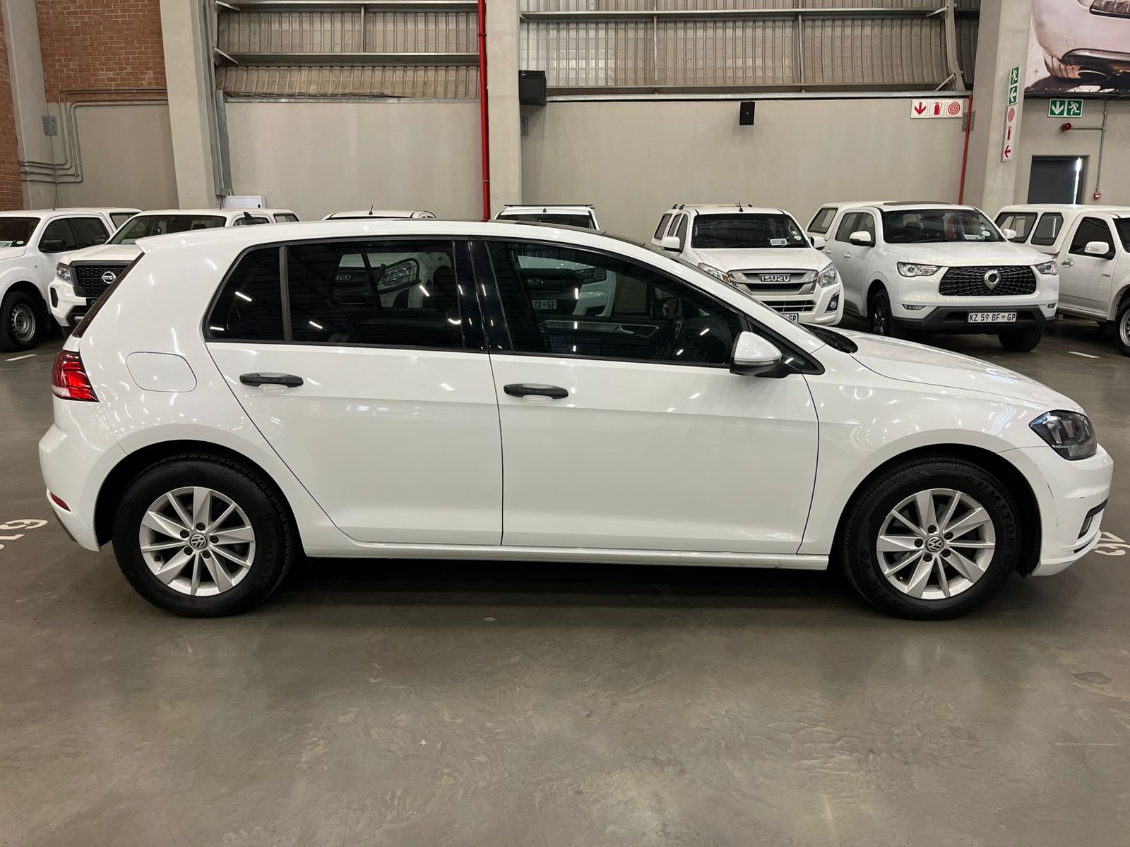 VOLKSWAGEN GOLF 4 / 5 / 6/ 7/ 8 GOLF VII 1.0 TSI TRENDLINE
