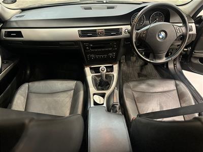 2006 BMW 320d (E90)