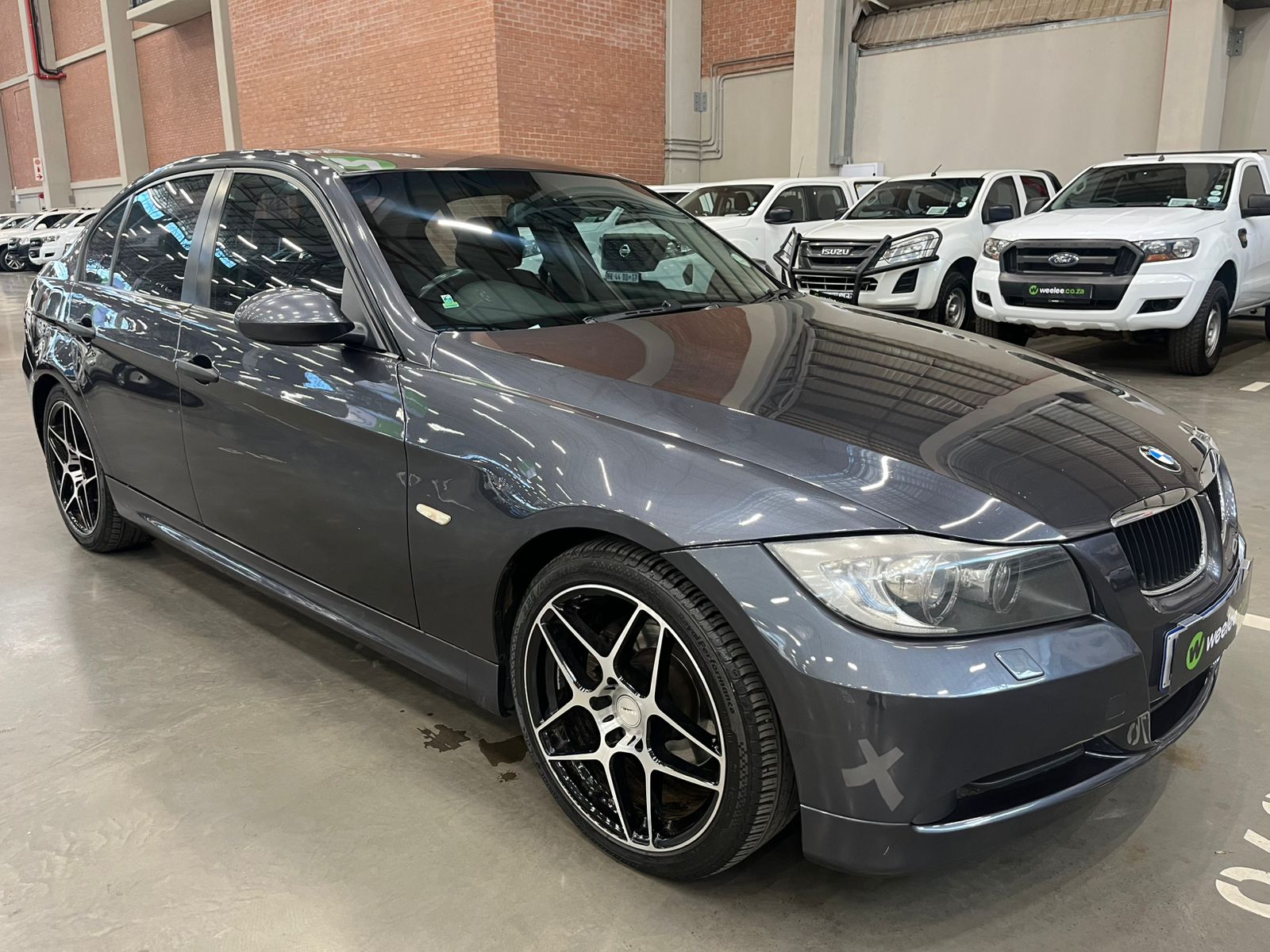 BMW 3 SERIES E90 / 91 / 92 / 93 320d (E90)