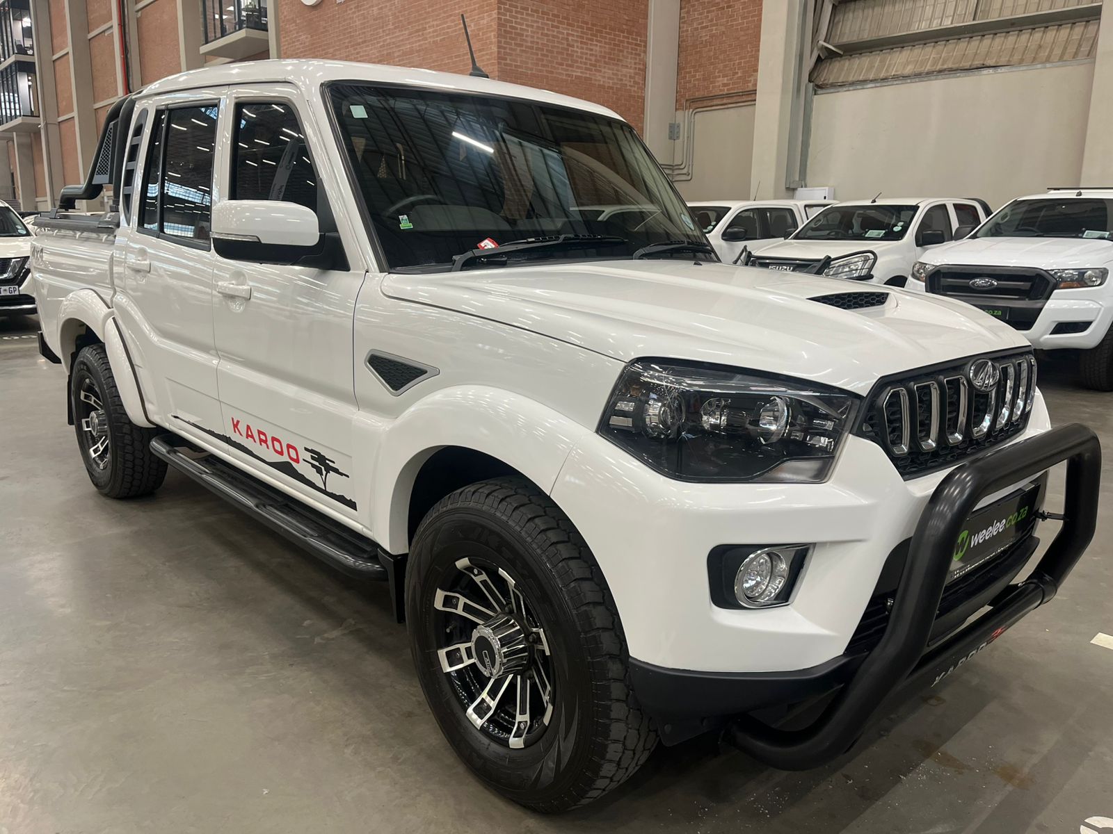 MAHINDRA SCORPIO / PIK UP PIK UP 2.2 MHAWK S11 4X4 A/T P/U D/C