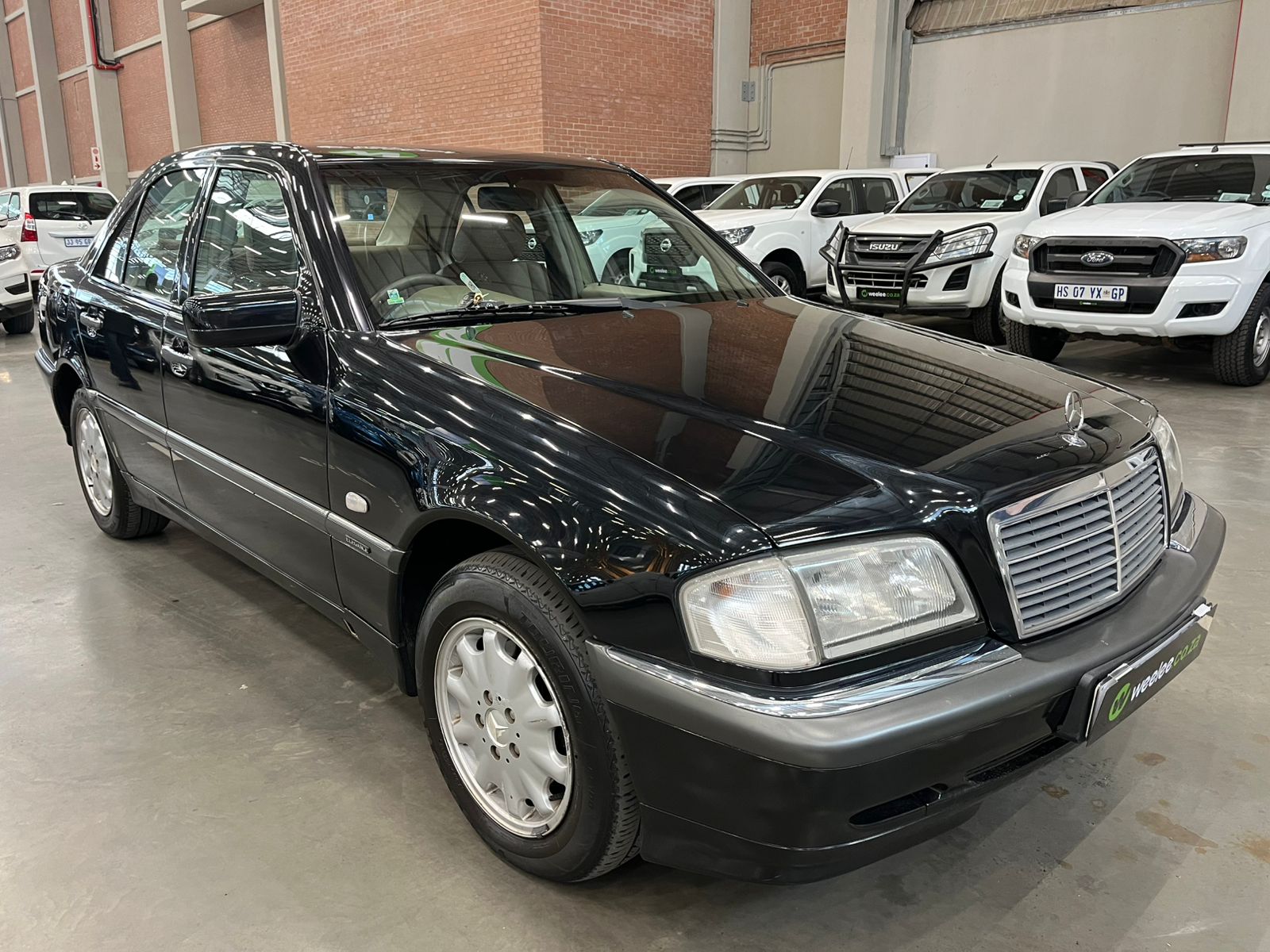 MERCEDES-BENZ C 240 / 250 TD C240 ELEGANCE A/T