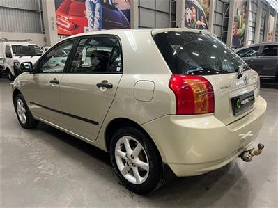 2004 TOYOTA RunX 160i RS