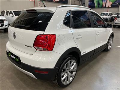 2018 VOLKSWAGEN POLO VIVO 1.6 MAXX (5DR)