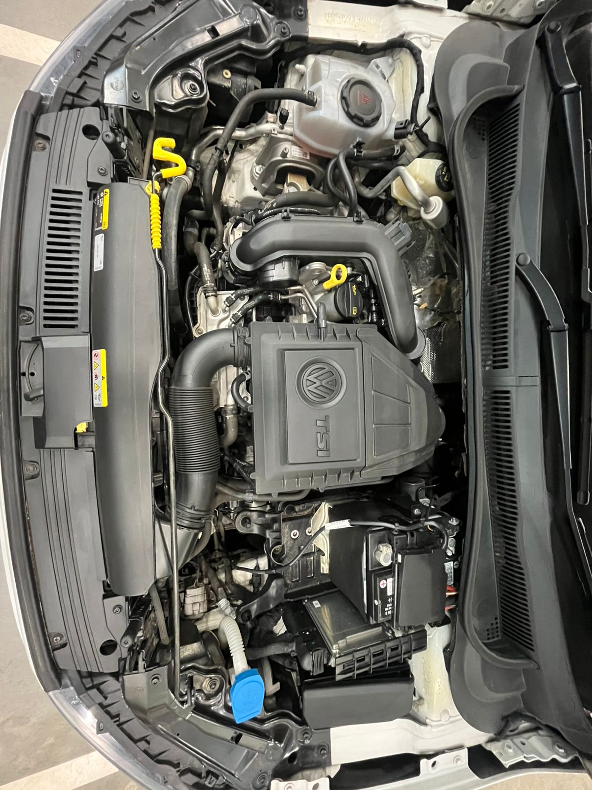 VOLKSWAGEN POLO PLAYA / POLO POLO 1.0 TSI HIGHLINE DSG (85KW)