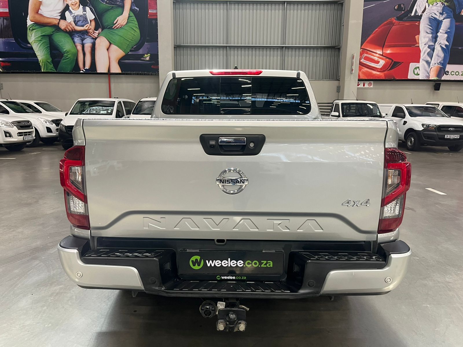 NISSAN NAVARA NAVARA 2.5DDTI LE 4X4 A/T D/C P/U