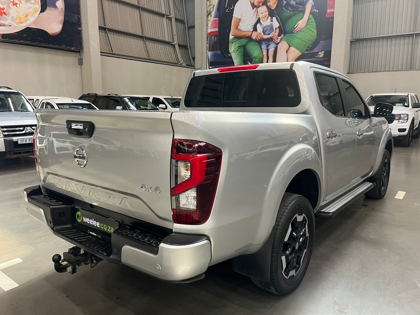 NISSAN NAVARA NAVARA 2.5DDTI LE 4X4 A/T D/C P/U