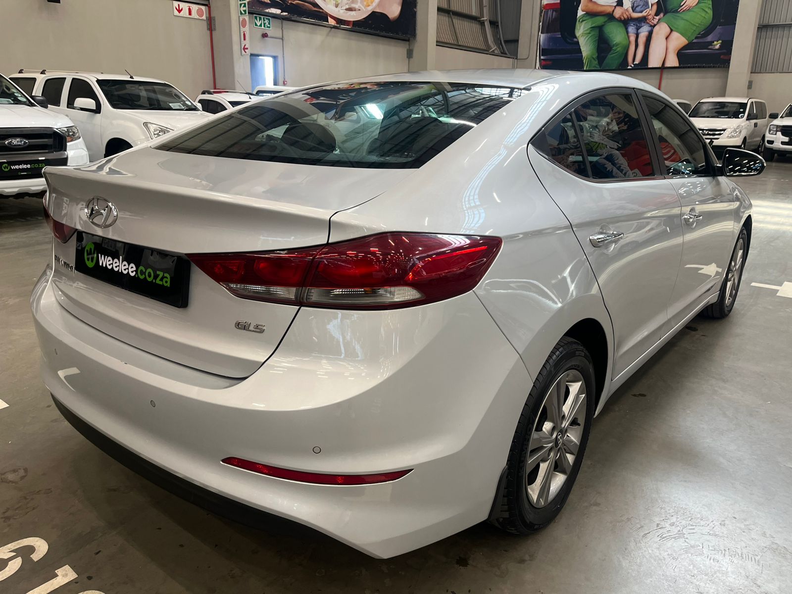 HYUNDAI ELANTRA 2001 - ON ELANTRA 1.6 EXECUTIVE A/T