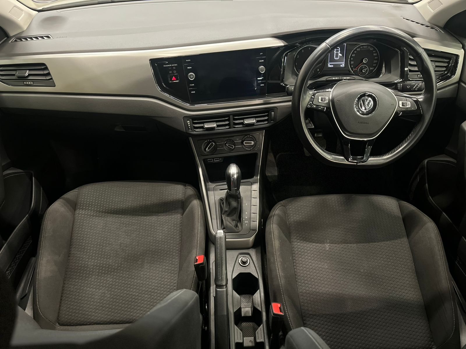 VOLKSWAGEN POLO PLAYA / POLO POLO 1.0 TSI COMFORTLINE DSG