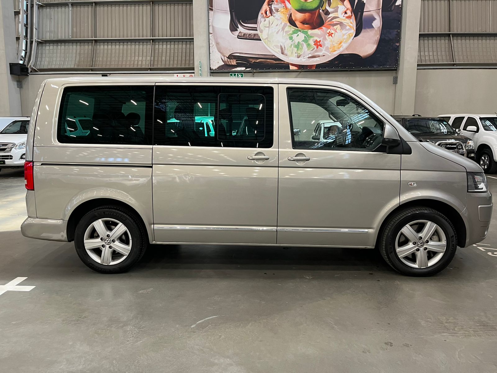 VOLKSWAGEN T5 T5 CARAVELLE 2.0 BiTDi DSG
