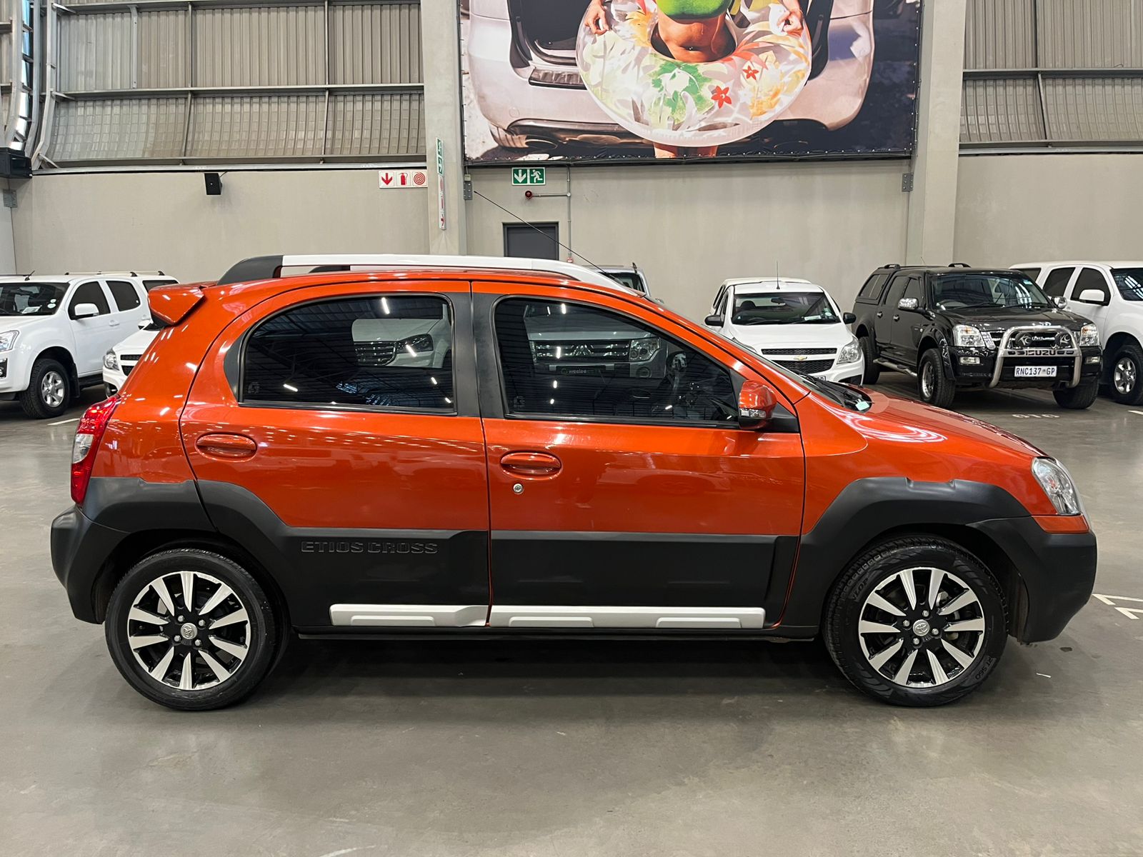 TOYOTA ETIOS ETIOS CROSS 1.5 Xs 5Dr