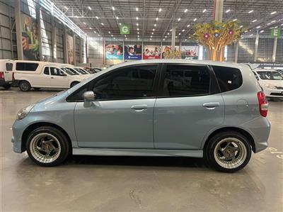 2008 HONDA JAZZ 1.5i A/T