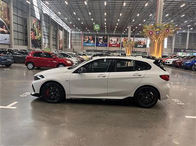BMW 1 SERIES (F40) 118I MZANSI EDITION A/T (F40)
