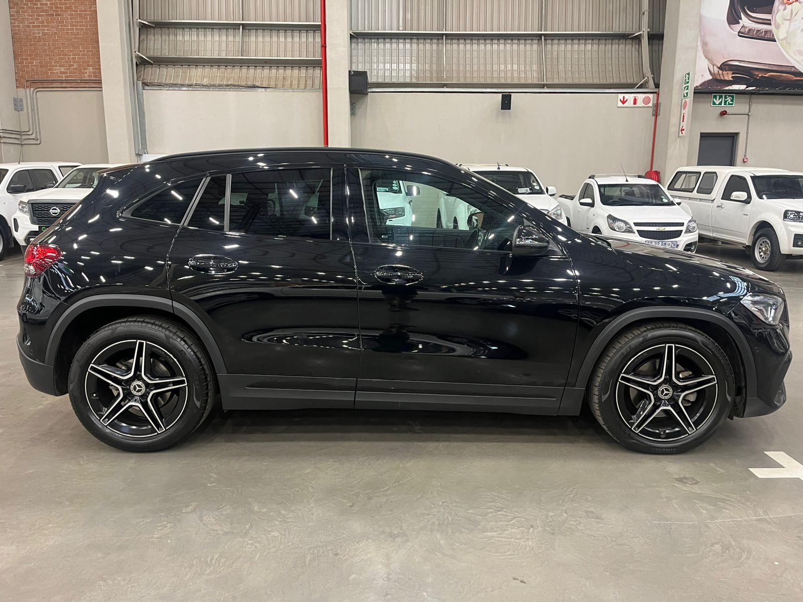 MERCEDES-BENZ GLA GLA 200D PROGRESSIVE A/T