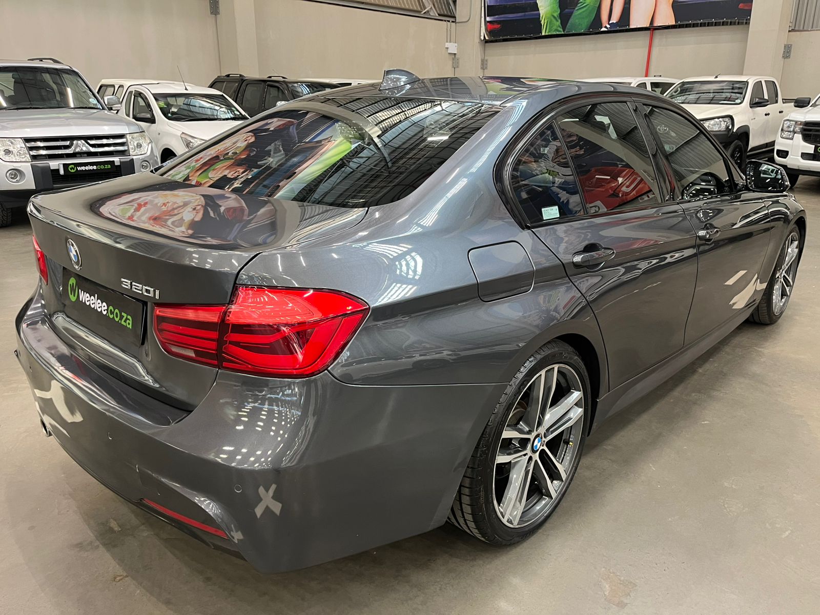 BMW 3 SERIES (F30) 320i M SPORT A/T (F30)