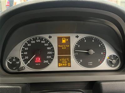 2010 MERCEDES-BENZ B 180 A/T