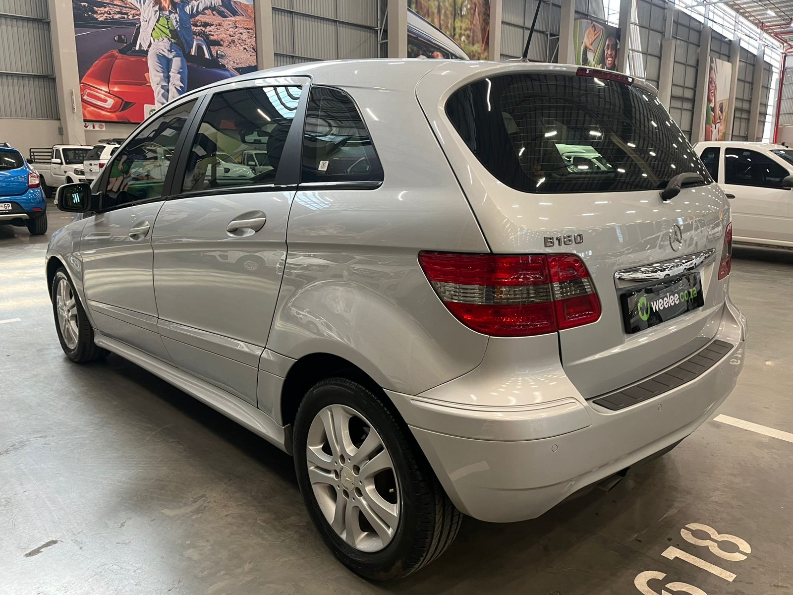 MERCEDES-BENZ B CLASS B 180 A/T