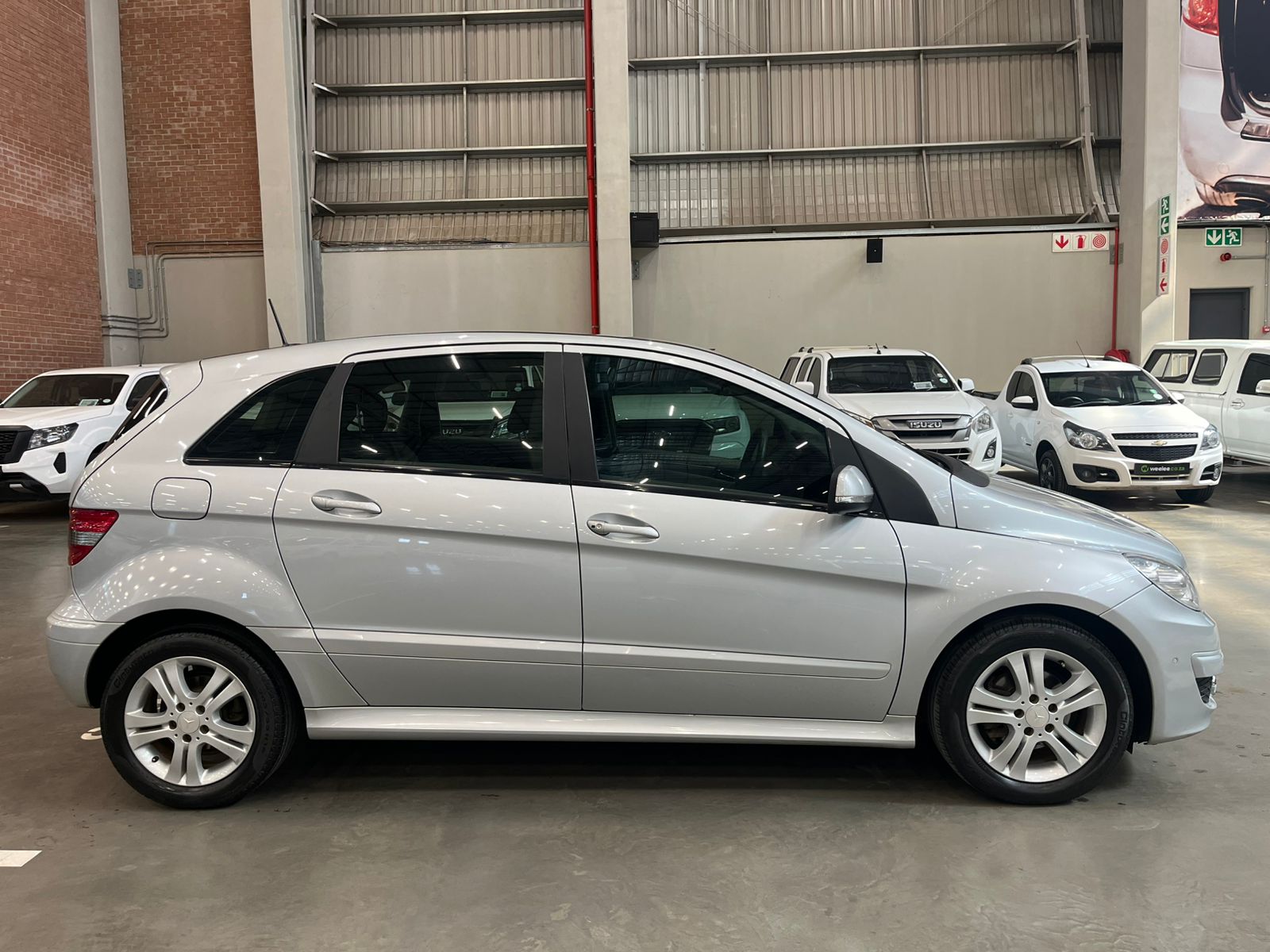 MERCEDES-BENZ B CLASS B 180 A/T