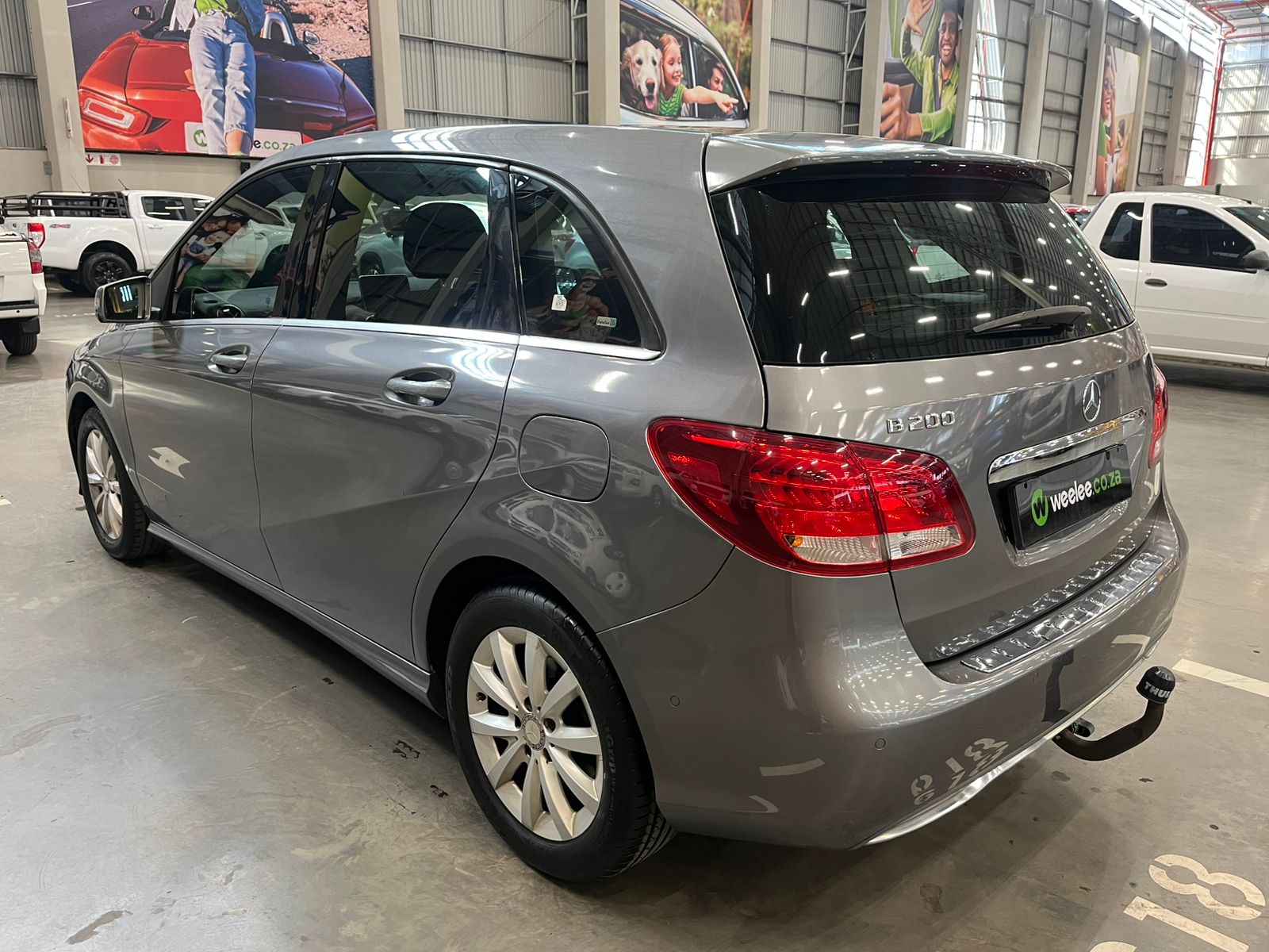 MERCEDES-BENZ B CLASS B 200 A/T