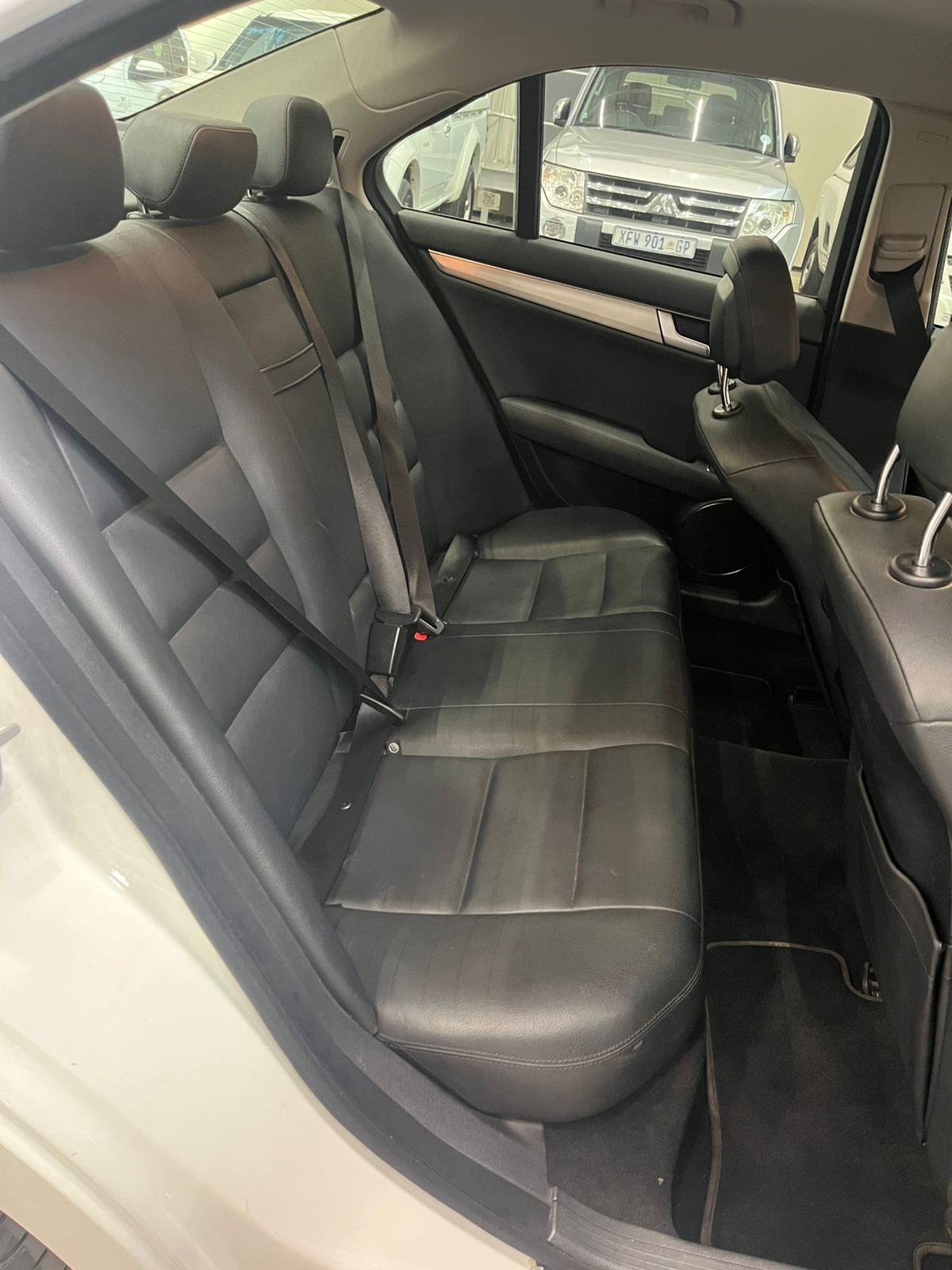 MERCEDES-BENZ C CLASS 2007 - 2014 C200 BE AVANTGARDE A/T