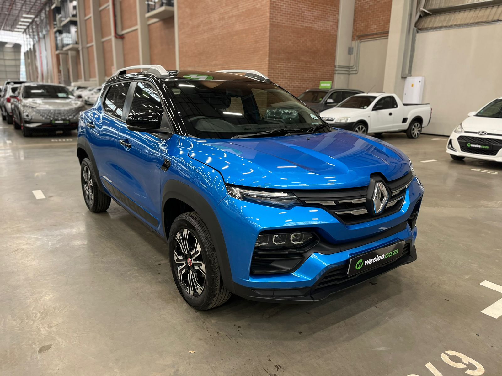 Renault Kiger 1.0 Turbo Intens CVT