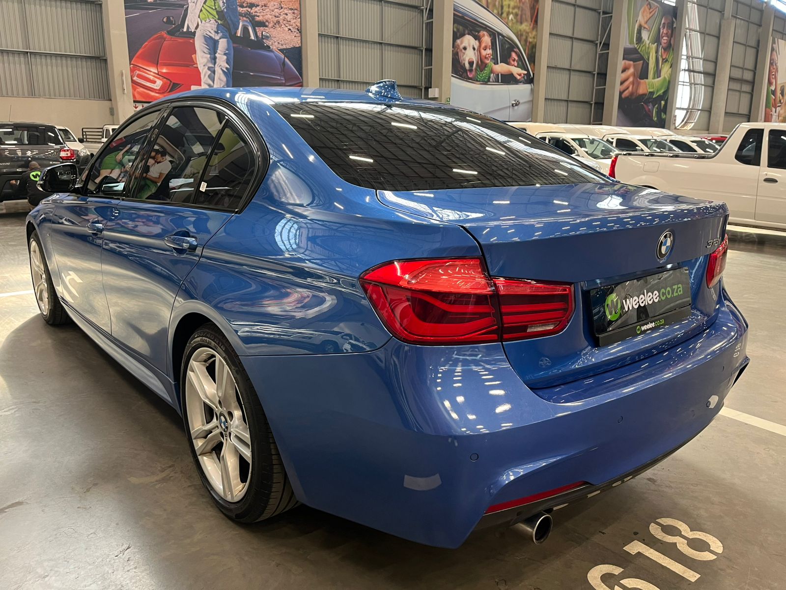 BMW 3 SERIES (F30) 318i M SPORT A/T (F30)