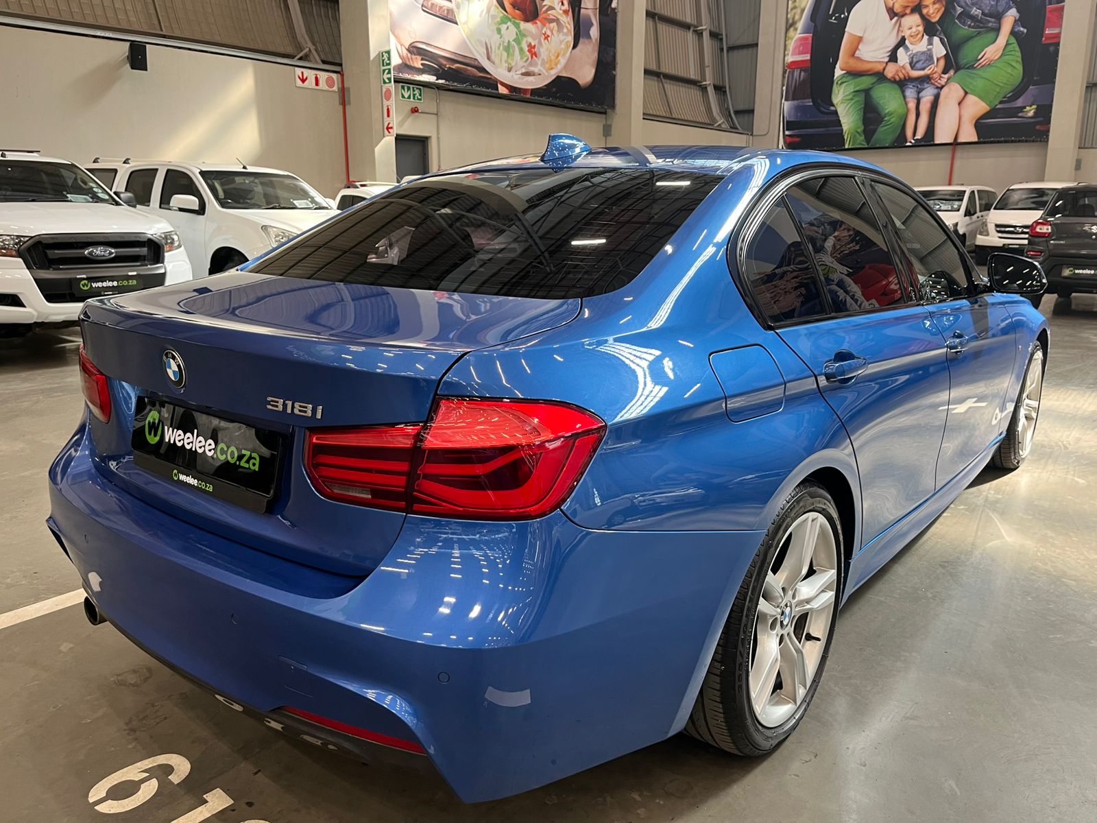 BMW 3 SERIES (F30) 318i M SPORT A/T (F30)