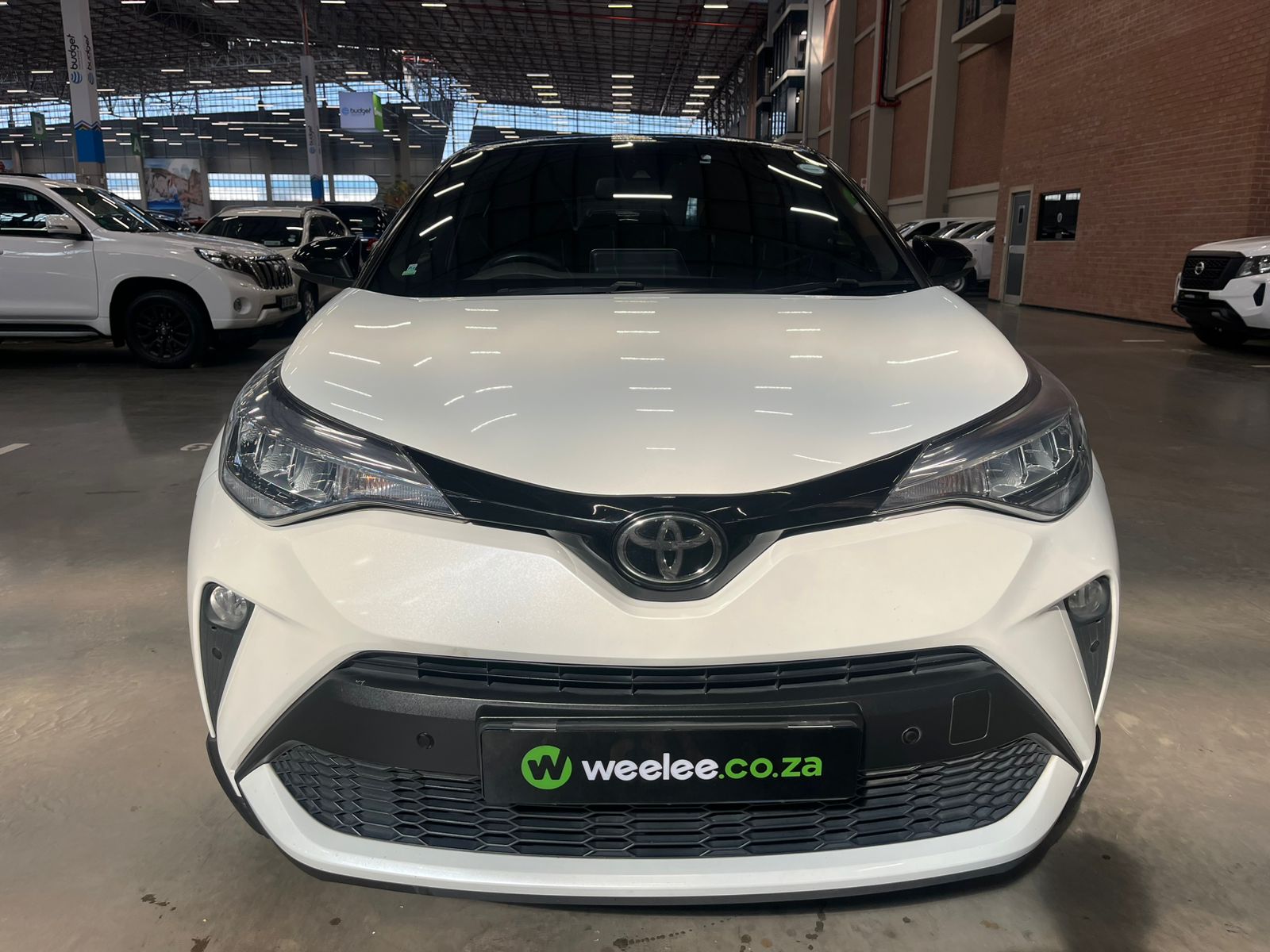 TOYOTA C-HR C-HR 1.2T LUXURY CVT