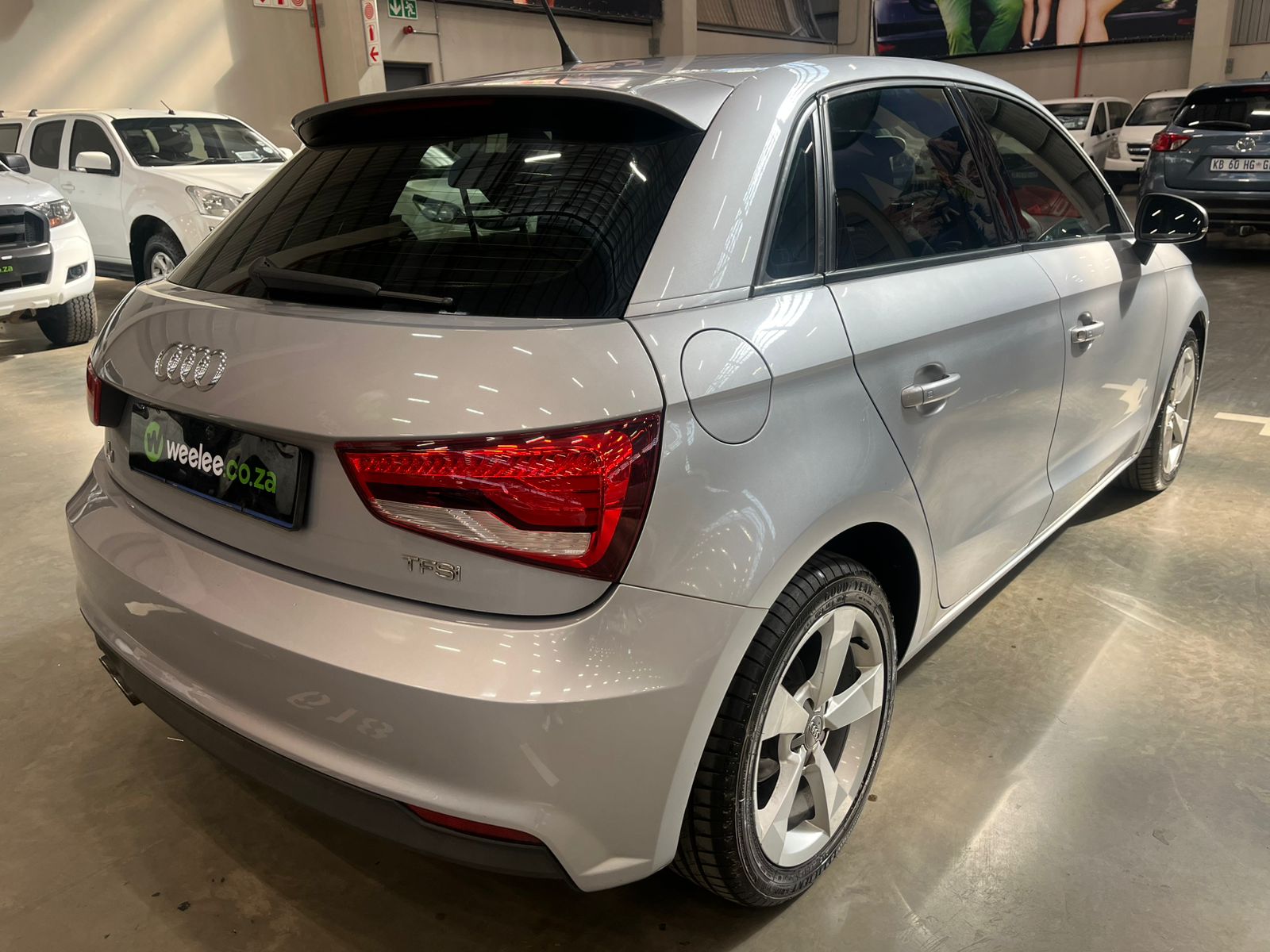 AUDI A1 A1 SPORTBACK 1.4T FSi SE S-TRONIC (30 TFSi)