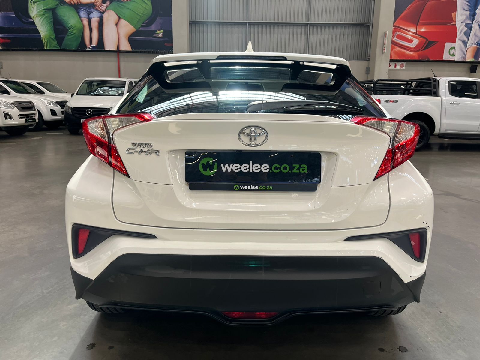 TOYOTA C-HR C-HR 1.2T PLUS