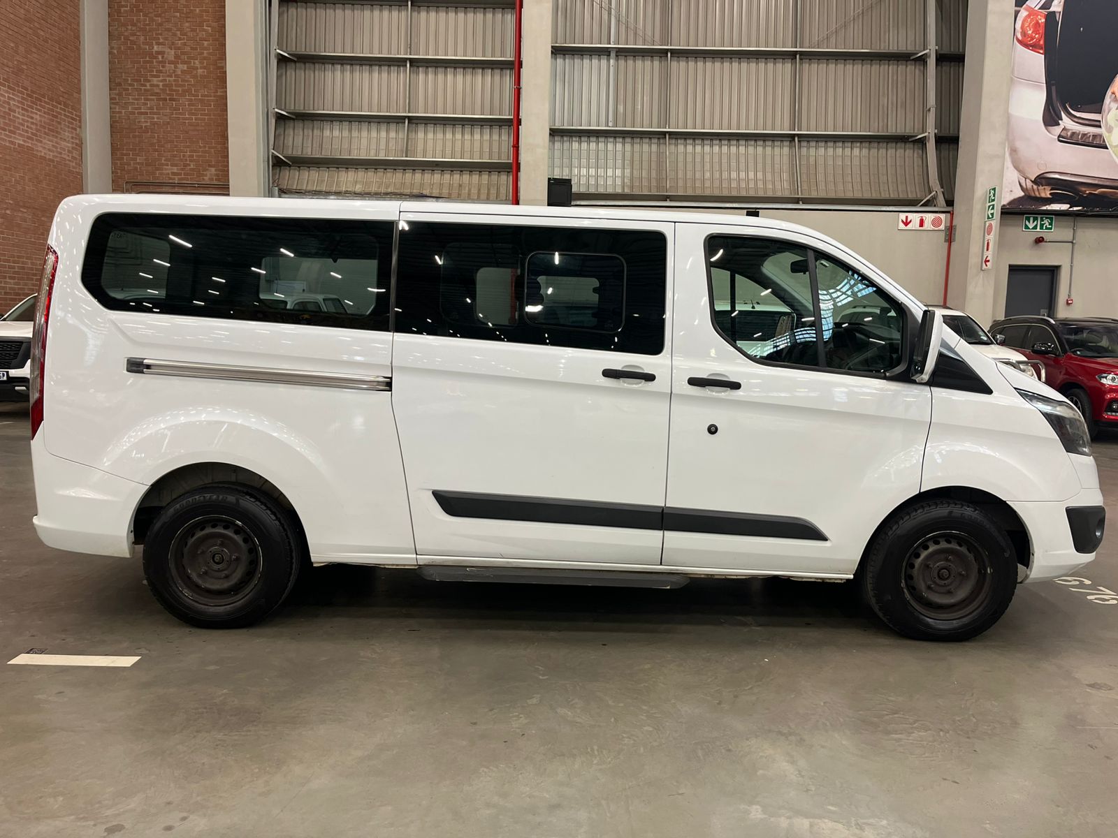 FORD TOURNEO TOURNEO CUSTOM 2.2TDCi  AMBIENTE LWB