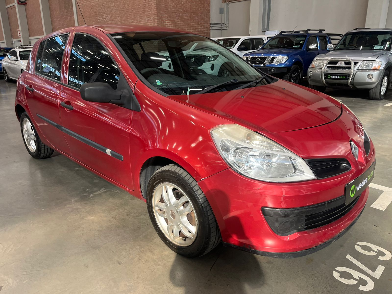 Renault Clio III 1.6 Expression 5 Door Auto