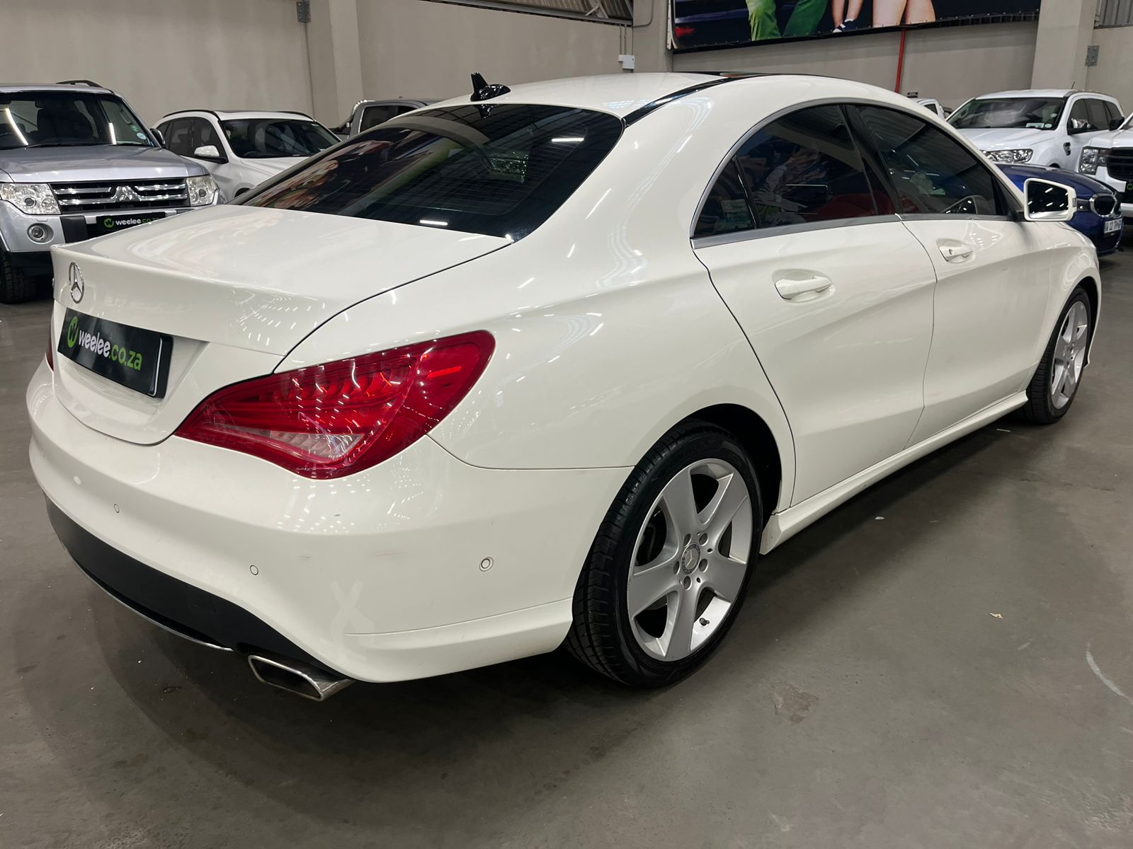 MERCEDES-BENZ CLA CLA200 URBAN A/T