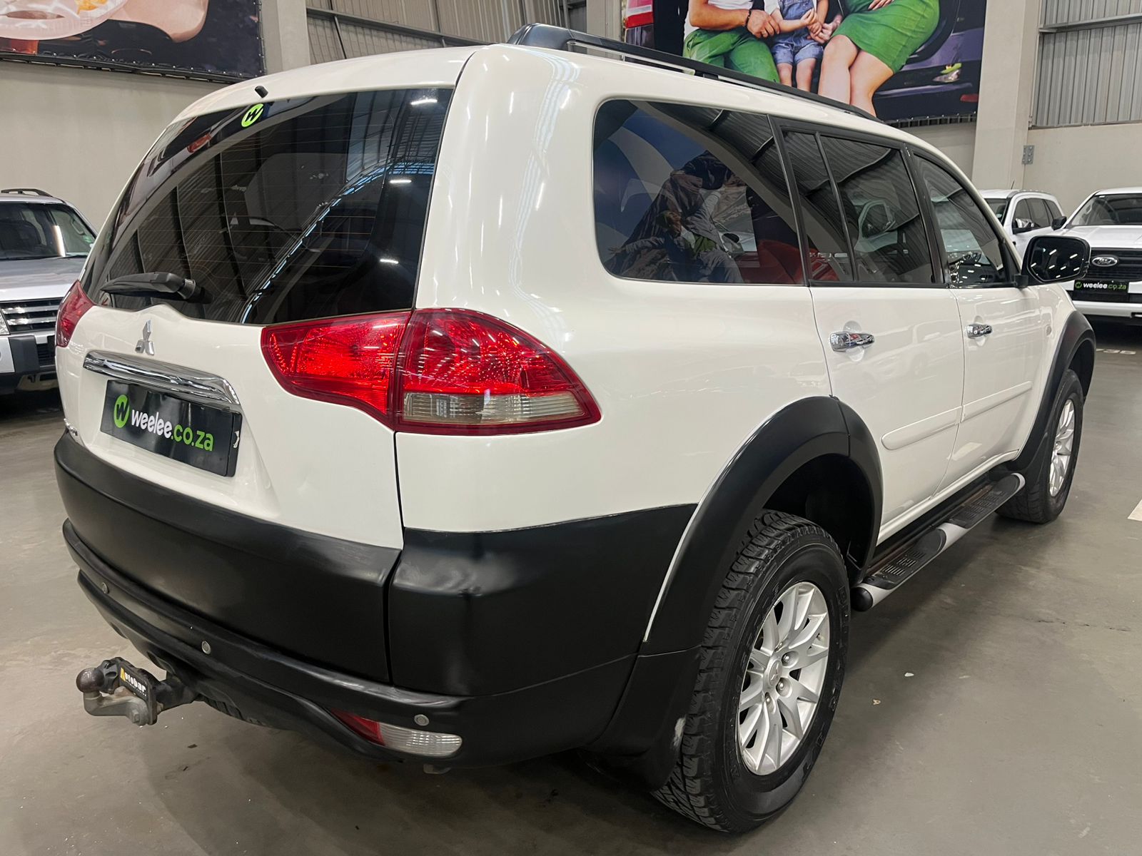 MITSUBISHI PAJERO SPORT PAJERO SPORT 3.2 Di-D GLS